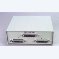 DB13W 2-way Manual Switch Box